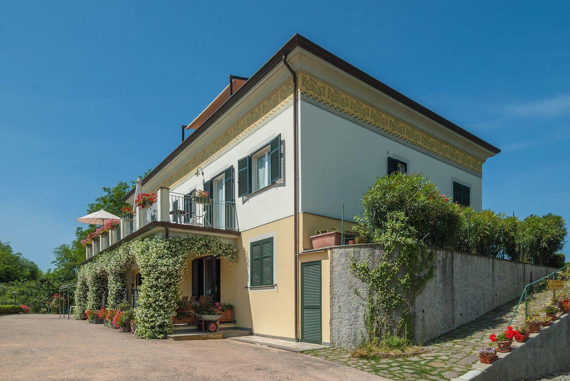 Villa Gli Ulivi Di Montalbano La Spezia Exterior foto